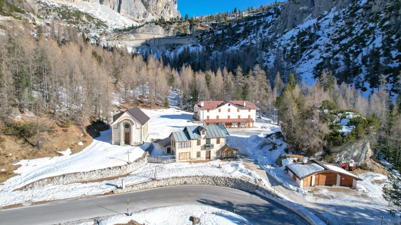 Hotel Al Sasso Di Stria Andraz Dış mekan fotoğraf