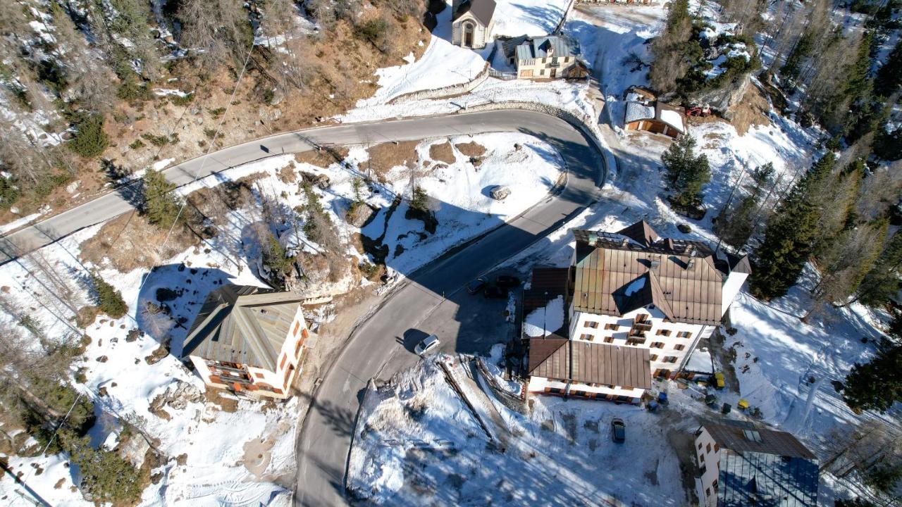 Hotel Al Sasso Di Stria Andraz Dış mekan fotoğraf