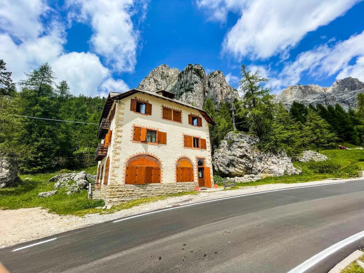 Hotel Al Sasso Di Stria Andraz Dış mekan fotoğraf