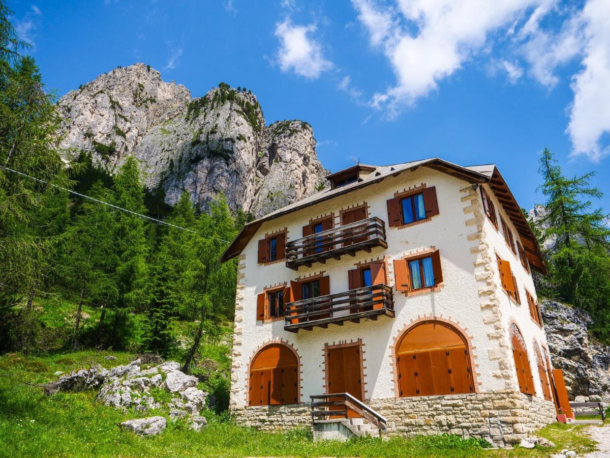 Hotel Al Sasso Di Stria Andraz Dış mekan fotoğraf