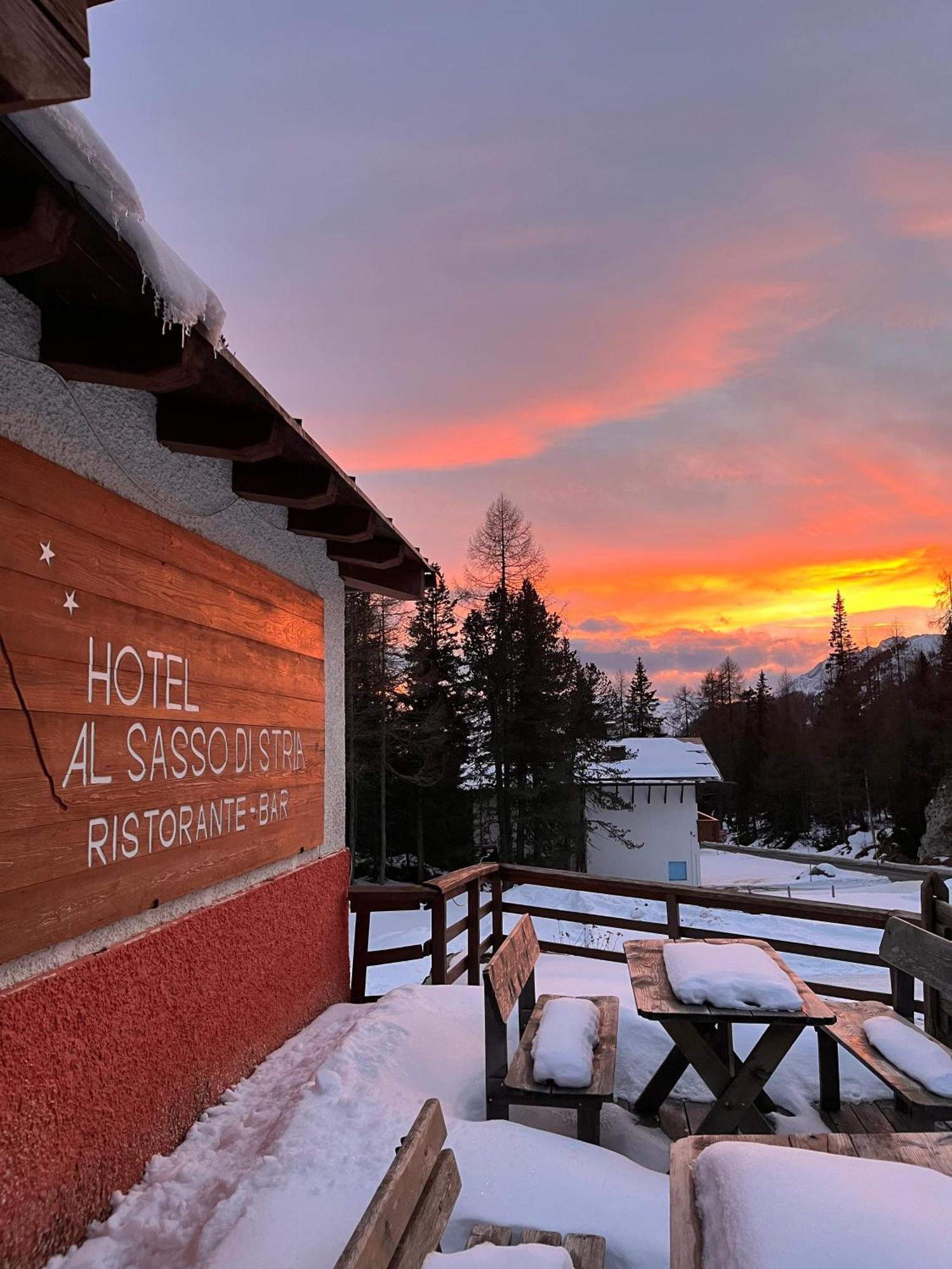 Hotel Al Sasso Di Stria Andraz Dış mekan fotoğraf